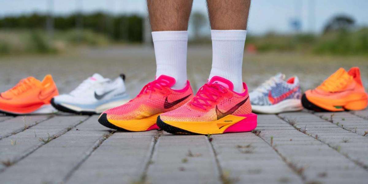 Why Every Runner Needs a Pair of Nike Running Sneakers for Men
