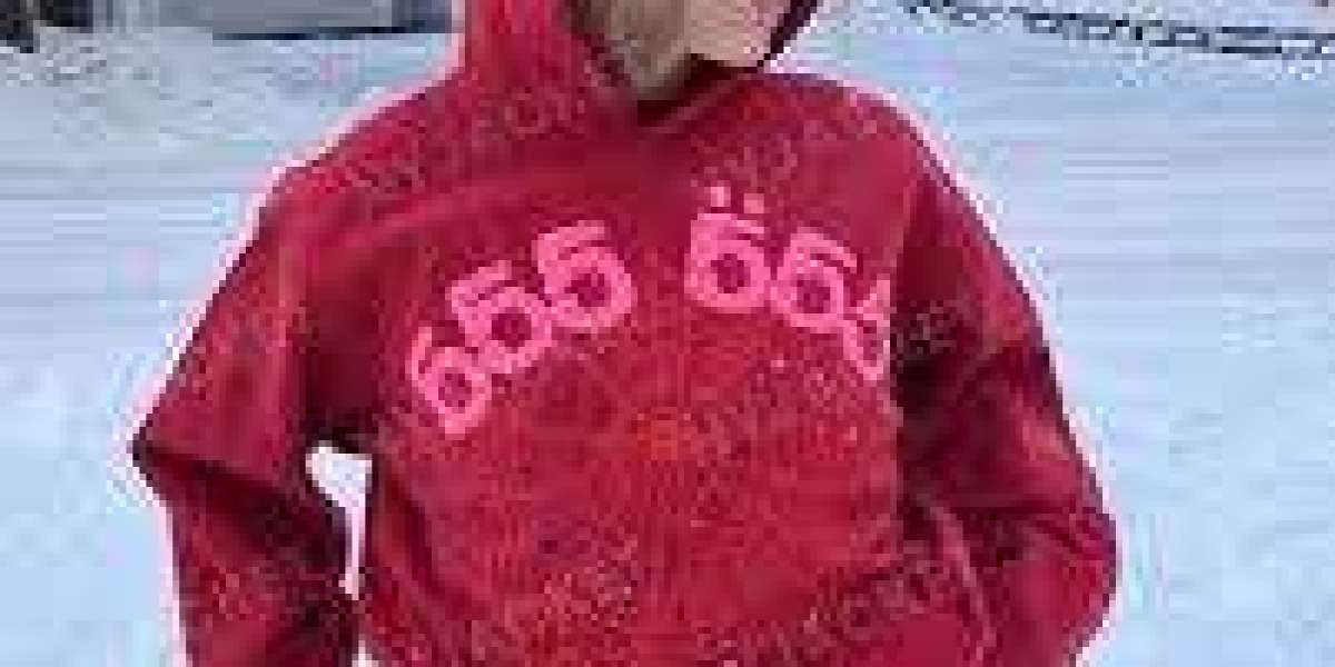 Spider Clothing & Adwysd Joggers Take Over Daily Fits