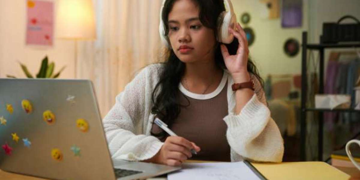 Discover the Best Dutch Language Classes for Effective Learning